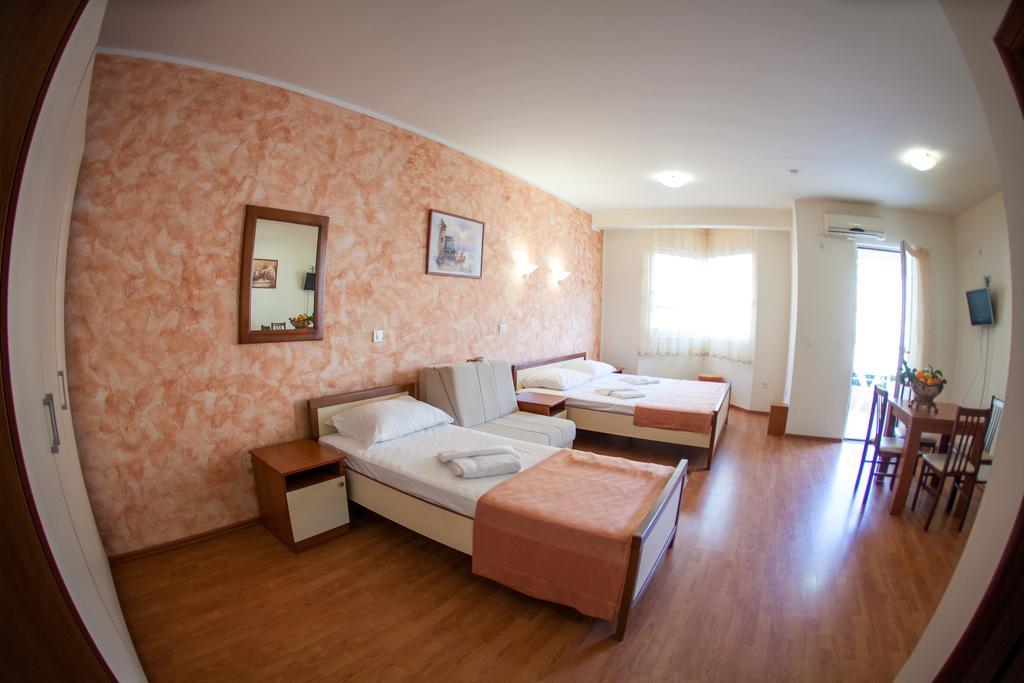 Residence Bella Budva Oda fotoğraf